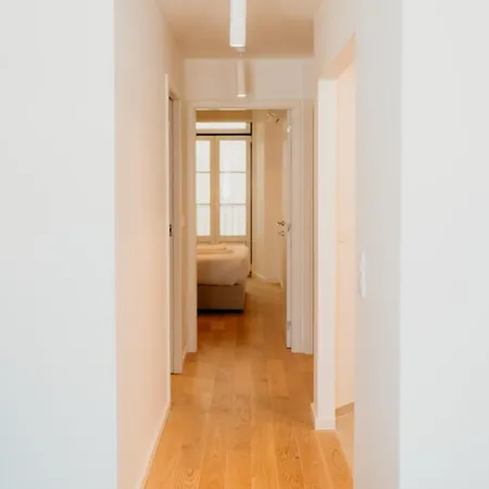 Mary Pink - No Rc C - Amazing Two-bedroom Lisbona
